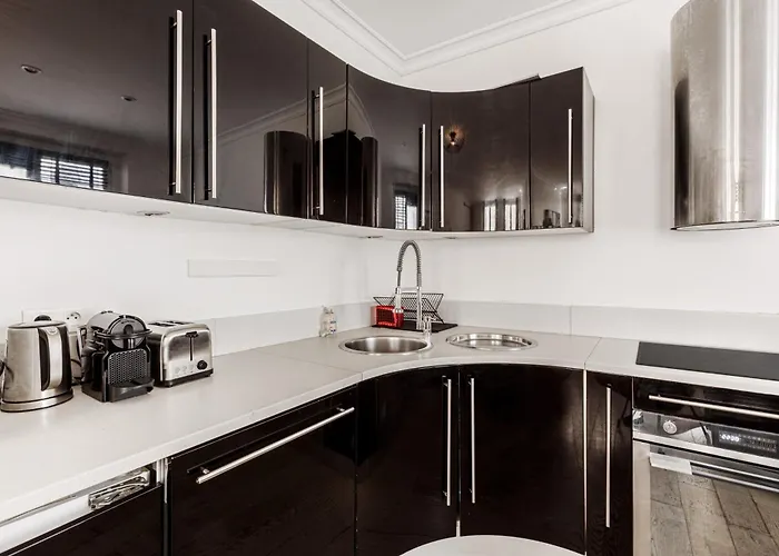 For 6 Saint-honore *