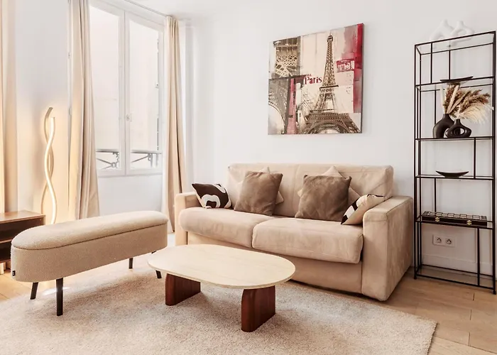 Apartment For 6 Saint-honore *